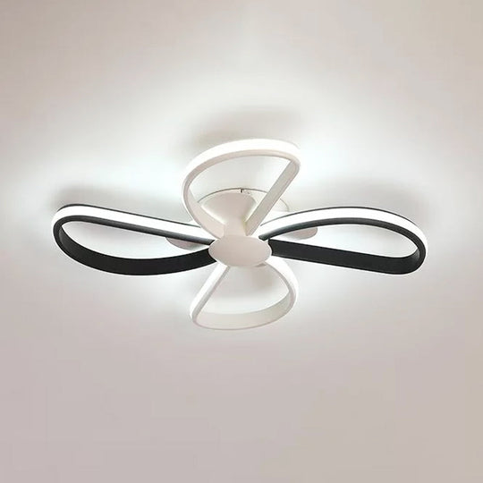 Nordic Stylish Led Ceiling Lamp - Blossom Shape Ideal For Kids Bedroom Black / White