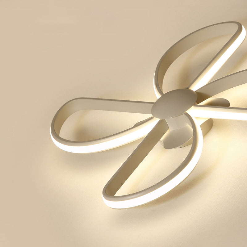 Nordic Stylish Led Ceiling Lamp - Blossom Shape Ideal For Kid’s Bedroom