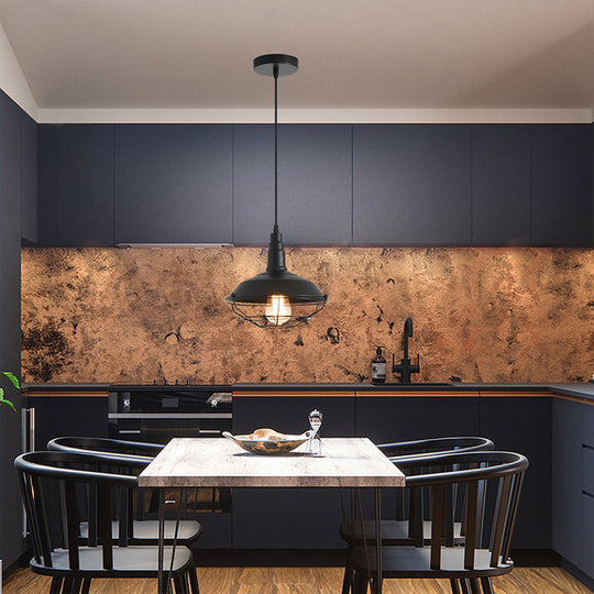 Farmhouse-Style Hanging Pendant Lamp With Tapered Cage In Barn-Shaped Black Metal