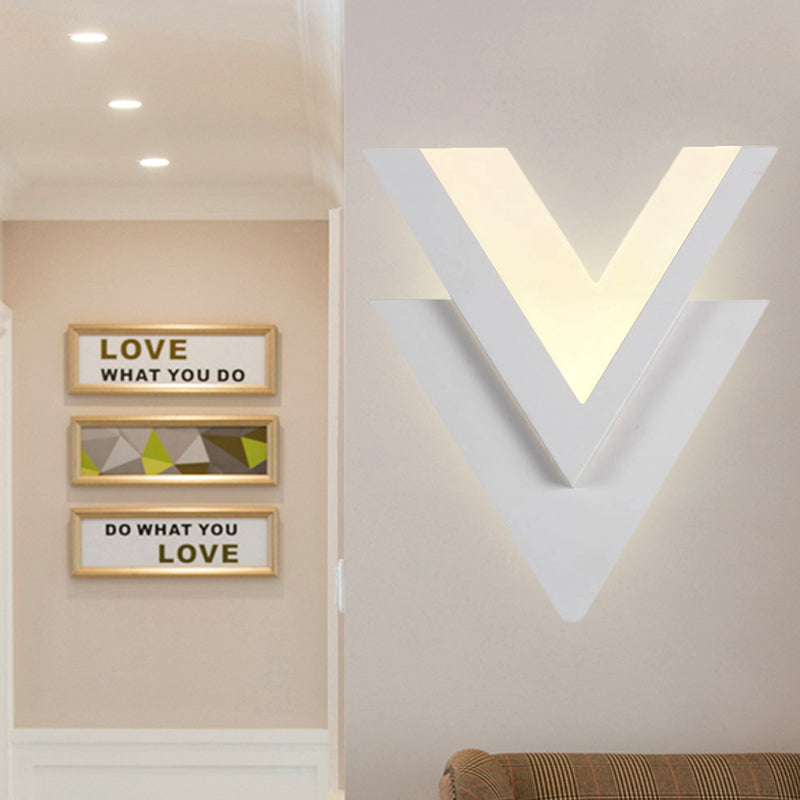 Double-V Acrylic Led Wall Sconce Light Fixture In Warm/White For Simplicity The Bedroom