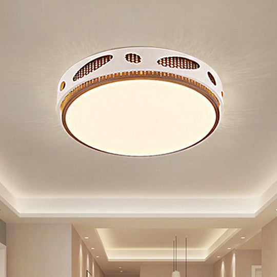 Round Led White Flushmount Ceiling Light Fixture With Simplicity Acrylic Warm/White Lighting