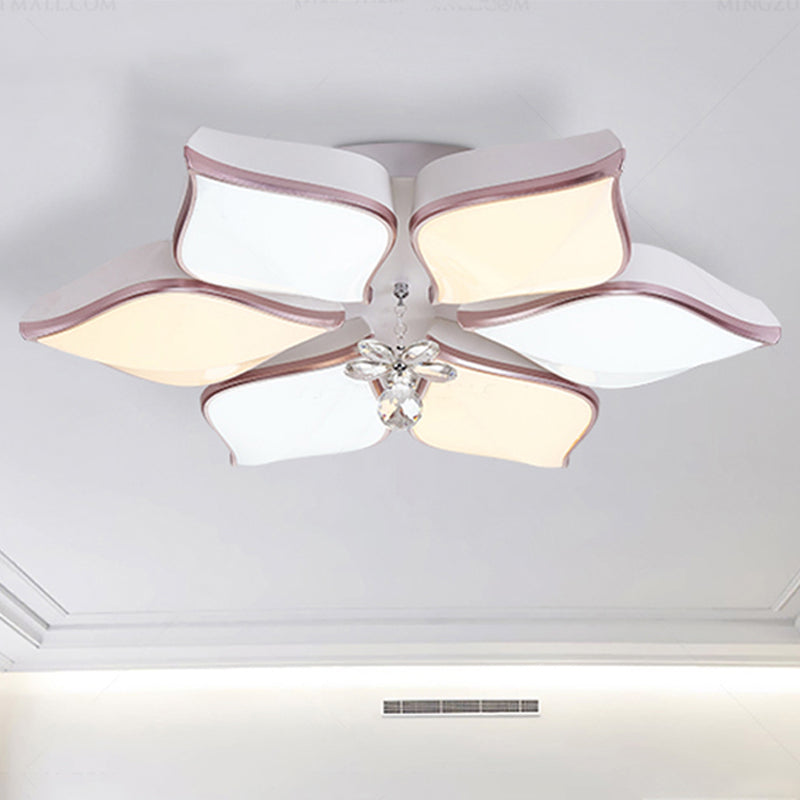Modern 24.5’/25.5’ Flush Mount Led Light With Clear Crystal Accent In Warm/White Petal Design