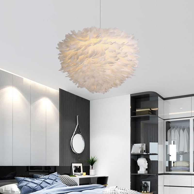 Nordic Style Heart Ceiling Light - White Metal Pendant Lamp For Bedrooms