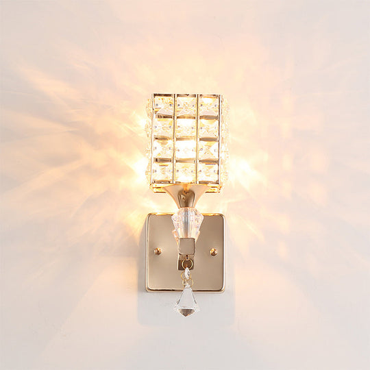 Clear Crystal And Metal Cubic Shade Wall Sconce: Modern Stylish 1 Light Fixture (Silver/Gold) For
