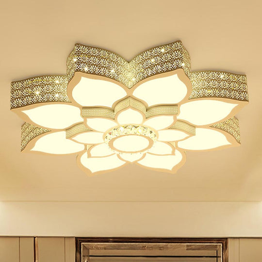 Lotus Crystal Flush Mount Light Fixture - White 23.5’/29.5’/35.5’ W Led Ceiling In Warm/White