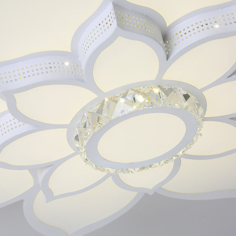 Lotus Crystal Flush Mount Light Fixture - White 23.5’/29.5’/35.5’ W Led Ceiling In Warm/White