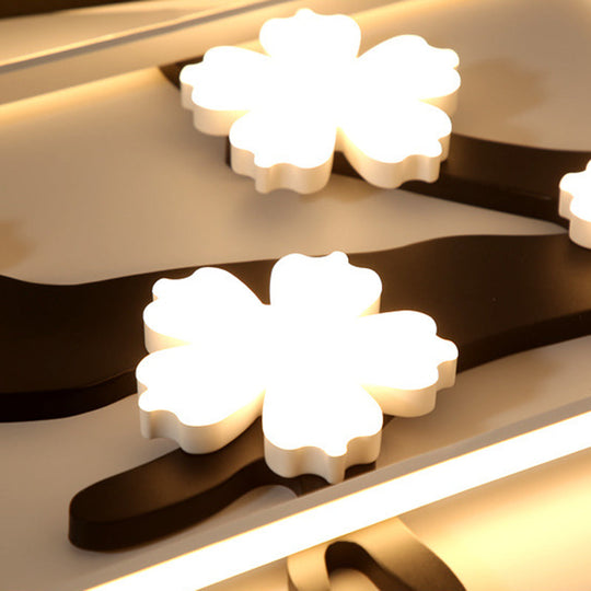Modern Acrylic Black Square Flush Mount Lamp - Led Ceiling Light (19.5’/23.5’ Wide) With Flower