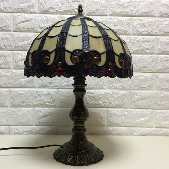 Vintage Tiffany-Style Stained Glass Table Light With Antique Brass Dome For Bedroom Nightstand