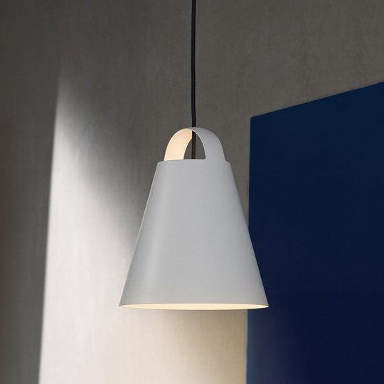 Modernist Trumpet Ceiling Light With Metal Shade - Black/White Suspension Fixture White