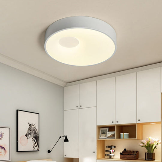 Contemporary White Led Bedroom Flushmount Ceiling Light With Acrylic Diffuser - 18’/23.5’ Metal