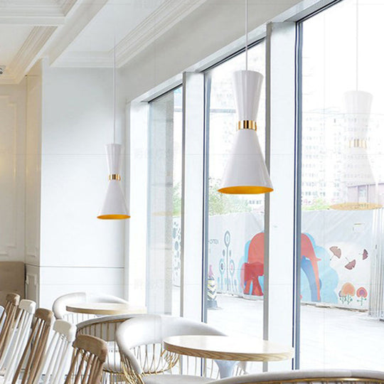 Modern Tapered Pendant Ceiling Lamp In Black/White - Metal 1 Bulb Suspension Lighting