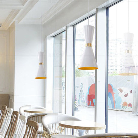 Modern Tapered Pendant Ceiling Lamp - Metal Suspension Light With 1 Bulb In Black/White