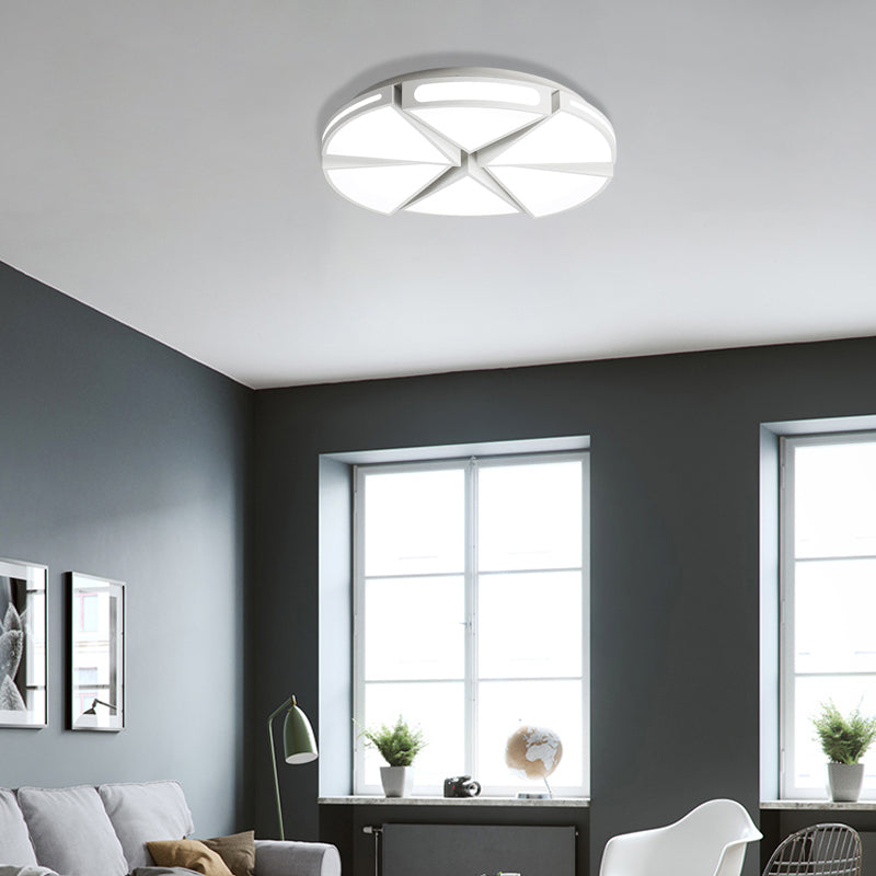 Modern White Round Ceiling Light For Kitchen Metal Flush Mount - 16/19.5 Lights With Black Accents