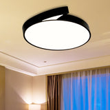 Modern Round Flush-Mount Ceiling Light - Black/White 18/21.5 Led Acrylic Flushmount With Fin Detail