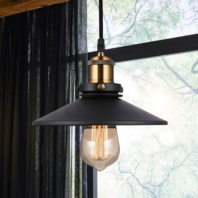 Vintage Style Black Conic Ceiling Light Fixture With Metallic Finish - 1 Bulb Living Room Pendant