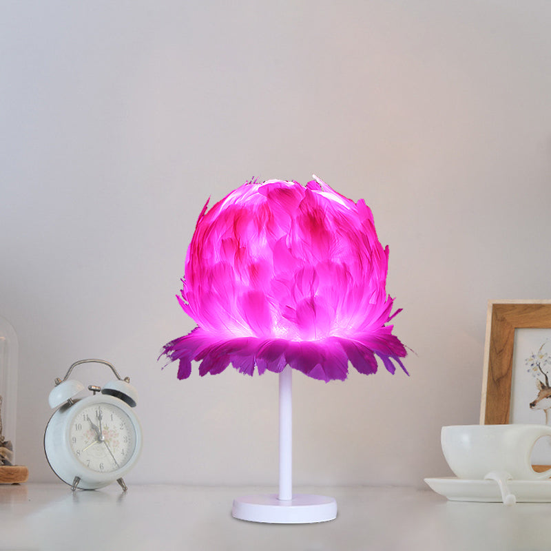 Modern 1-Head White/Pink Feather Globe Table Lamp For Bedroom