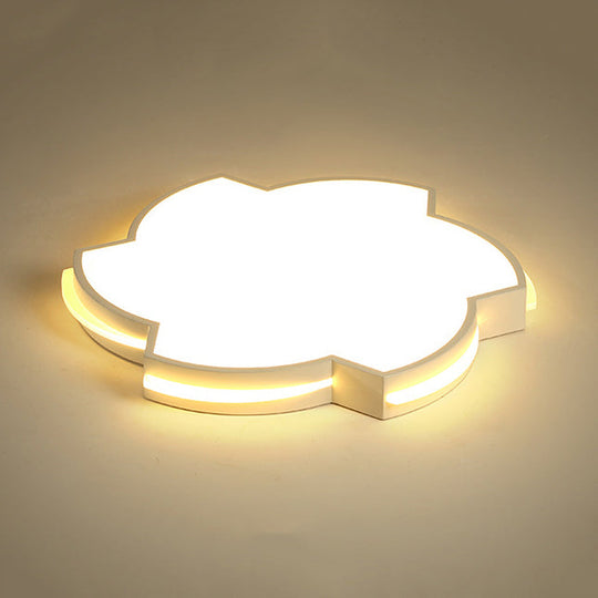 Modern Floral Led Ceiling Lamp For Bedroom/Balcony - White Flush Mount Light / 16’ Warm
