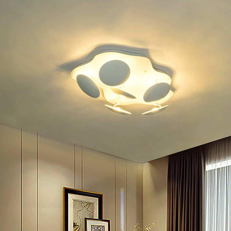 Contemporary Shell Acrylic Led Flushmount Ceiling Light In White For Living Room