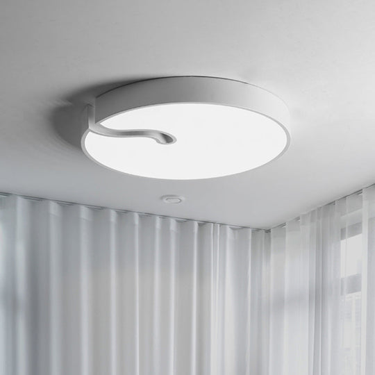Modern Metallic Drum Flush Mount Led Ceiling Lamp In White/Black - 16’/19.5’ Dia