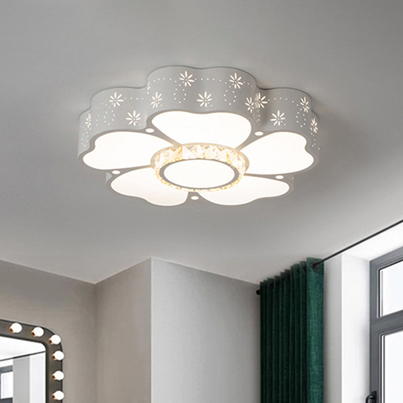 Modern Iron Floral Led Flush Mount Light In Warm/White For Living Room Ceiling White /