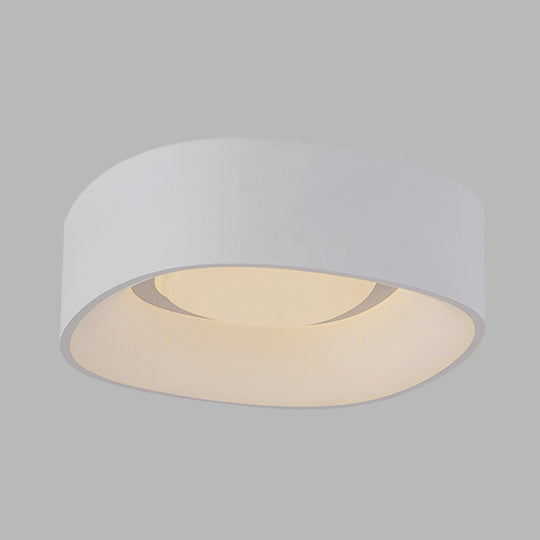 White Led Flush Mount Ceiling Light With Metallic Shade Available In 19/23 W