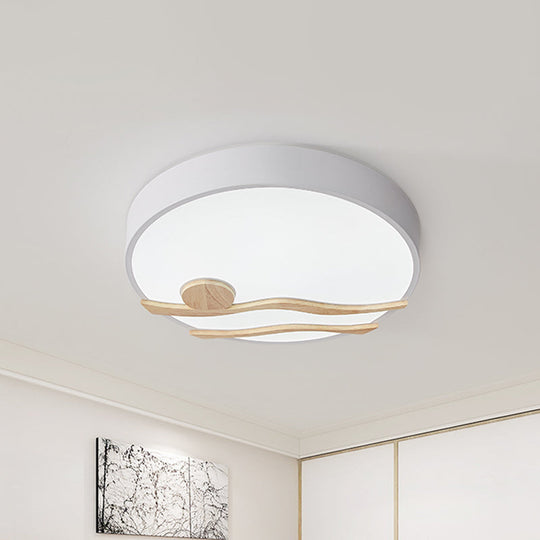 Modern Led Iron Flush Mount Ceiling Lamp For Bedroom - White/Grey Finish 16’/19.5’ Wide