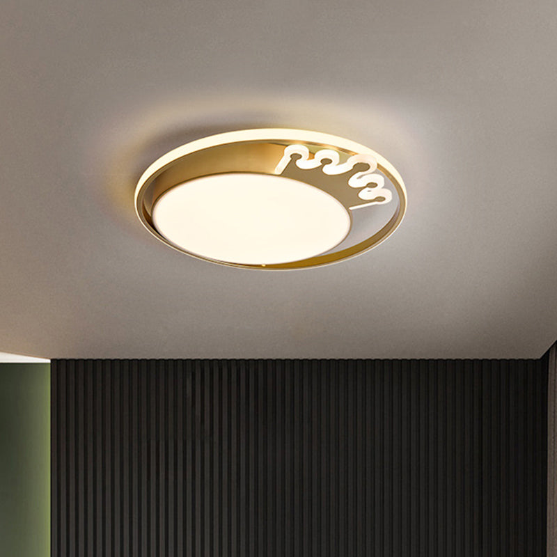 Crown/V - Shaped Acrylic Ceiling Mount Led Golden Flushmount Light - Kids Style Living Room