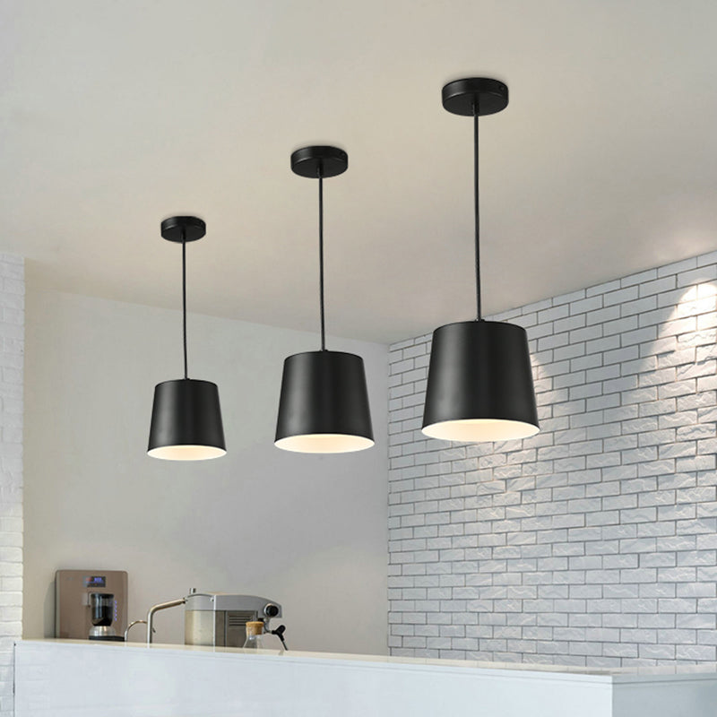 Modernist Led Black Hanging Ceiling Lamp With Acrylic Diffuser For Restaurants