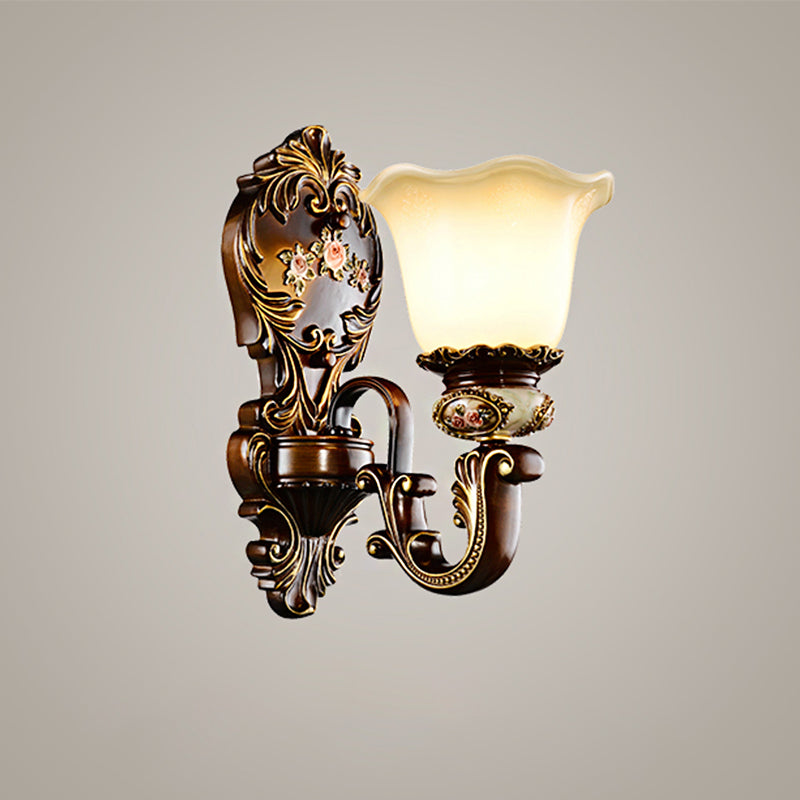 Rustic Resin Wall Light With Scalloped Design And Curved Arm - 1/2 Head Rust Sconce