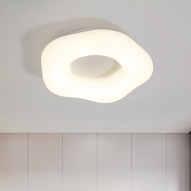 Nordic Acrylic Led Doughnut Flushmount Light For Kids’ Bedroom In White/Blue/Pink