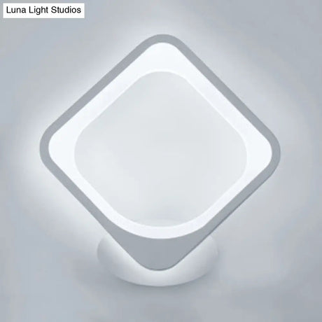 Acrylic Led Wall Sconce Light In Triangle Oval And Teardrop Shapes - Warm Or White