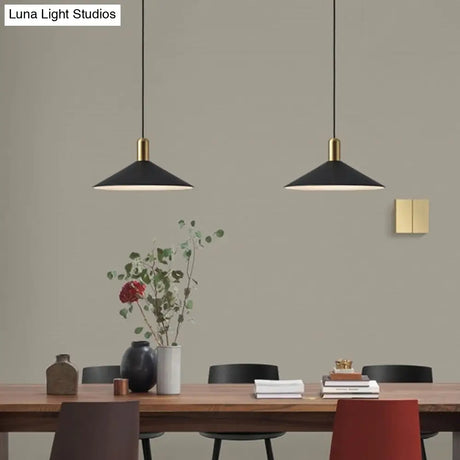 Black Cone-Shaped Retro Pendant Light - Metal Hanging Fixture