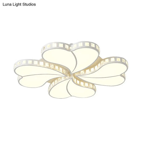 Child Bedroom Heart Flush Ceiling Light: Luxurious White Lamp With Crystal Accents