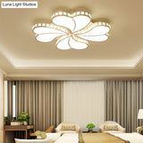 Child Bedroom Heart Flush Ceiling Light: Luxurious White Lamp With Crystal Accents