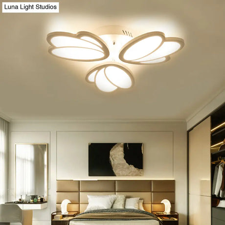 Contemporary Acrylic Leaf Flush Mount Light - Led Ceiling Fixture For Living Room 3/6/9