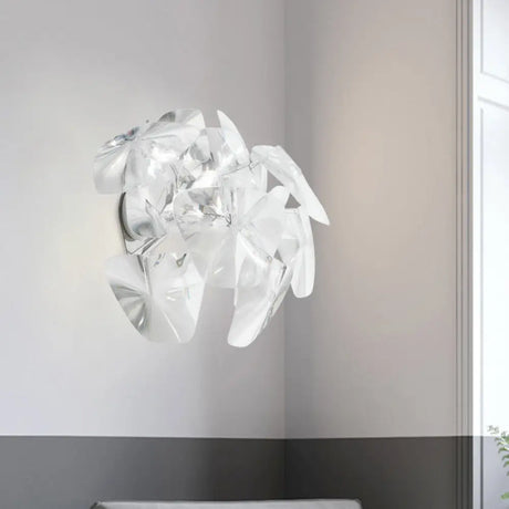 Contemporary Acrylic Single Head Wall Mount Sconce Light Fixture For Restaurants - Clear