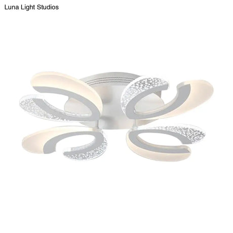 Contemporary Clear And White V - Shaped Flush Mount Led Light Fixture - Acrylic Ceiling With 4/6/9