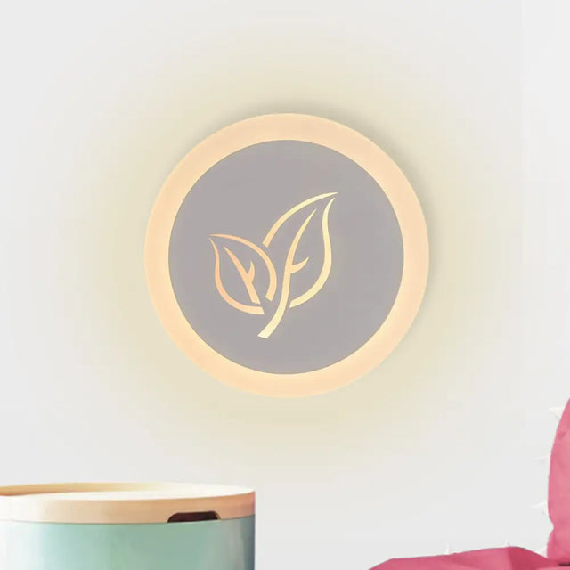 Contemporary Led Flush Wall Sconce In White With Leaf Pattern - Modern Circle Design