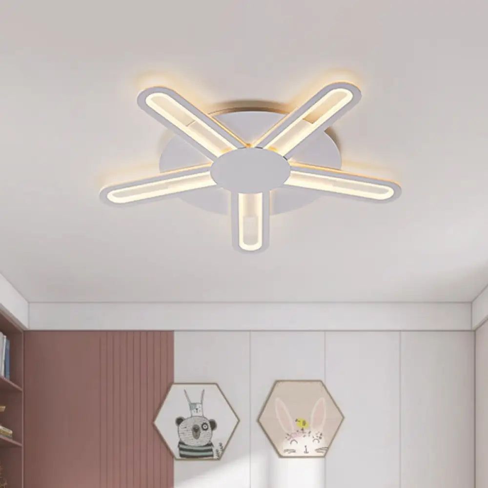 Contemporary Metallic Blossom Flush Mount Led Light In Warm/White - 29.5’/34’/30.5’ Wide