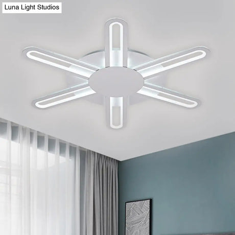 Contemporary Metallic Blossom Flush Mount Led Light In Warm/White - 29.5’/34’/30.5’ Wide
