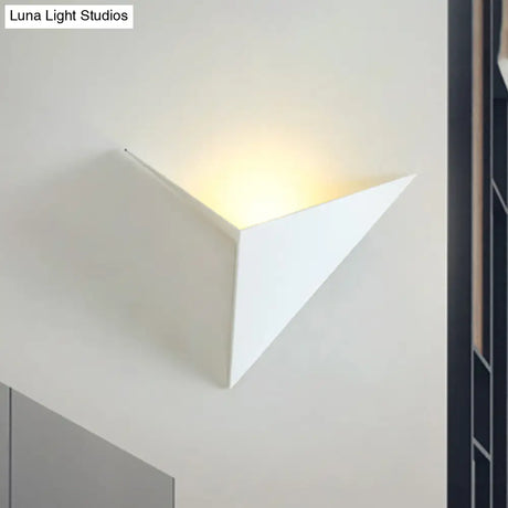 Contemporary Triangle Sheet Wall Lamp - Acrylic Black/White Led Sconce Light In Warm/White