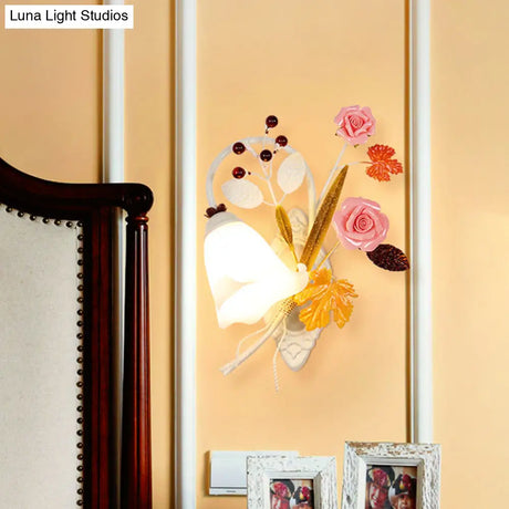 Country Style White Metal Blossom Wall Sconce Lamp For Bedroom - Left/Right Mount