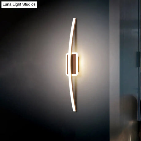 Curved Linear Aluminum Led Wall Sconce In Simplicity Gold/Coffee - Ideal Dining Room Lighting