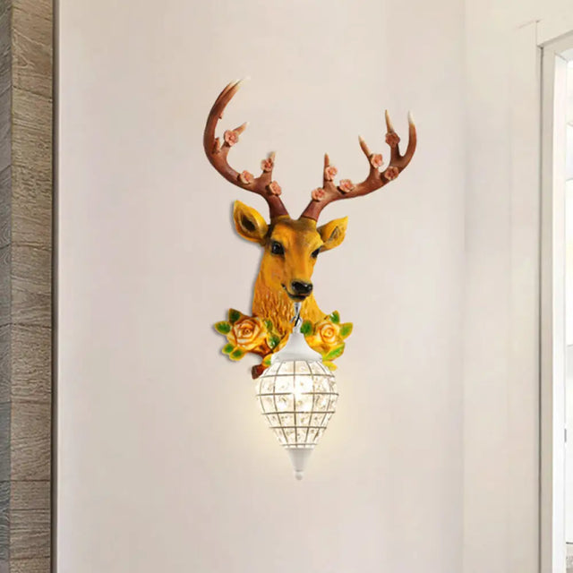 Elk Head Farmhouse Sconce: 1-Light Black & White Resin Wall Lamp With Flower Detail And Raindrop