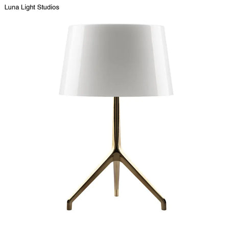 Gold Metal Tripod Nightstand Lamp With Barrel Shade For Bedroom Simple & Elegant Design