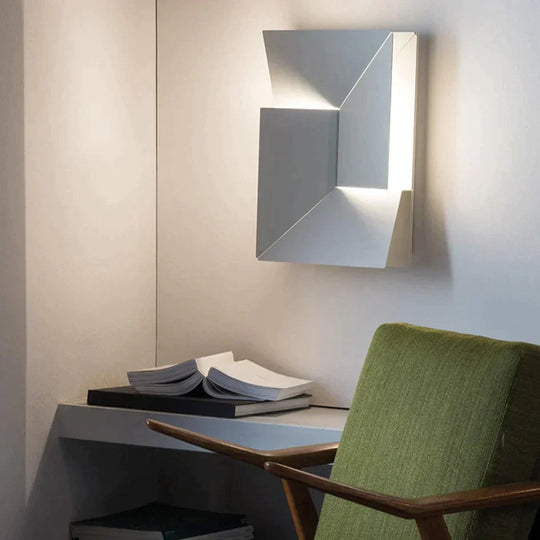 Leanne | Geometric Wall Lamp