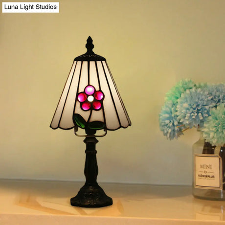 Mediterranean Stained Glass Night Light: White/Red With Conical/Flared Shape And Floral Pattern