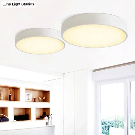 Minimalist Round Flush Mount Ceiling Lighting Fixture - 1 Light Aluminum