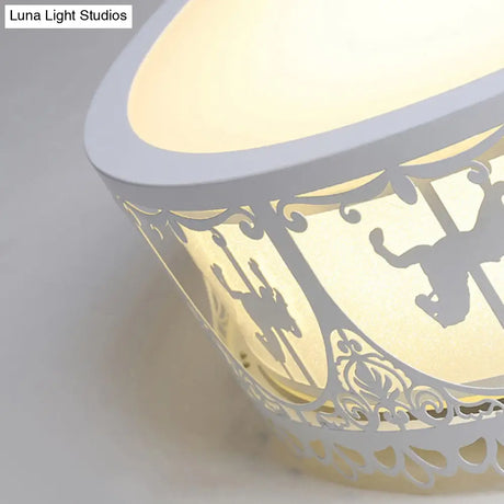 Modern Acrylic Flush Mount Ceiling Light: Perfect For Kid’s Bedroom