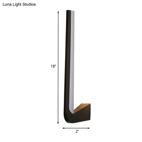 Modern Black Linear Led Wall Sconce With Acrylic Lighting For Living Room